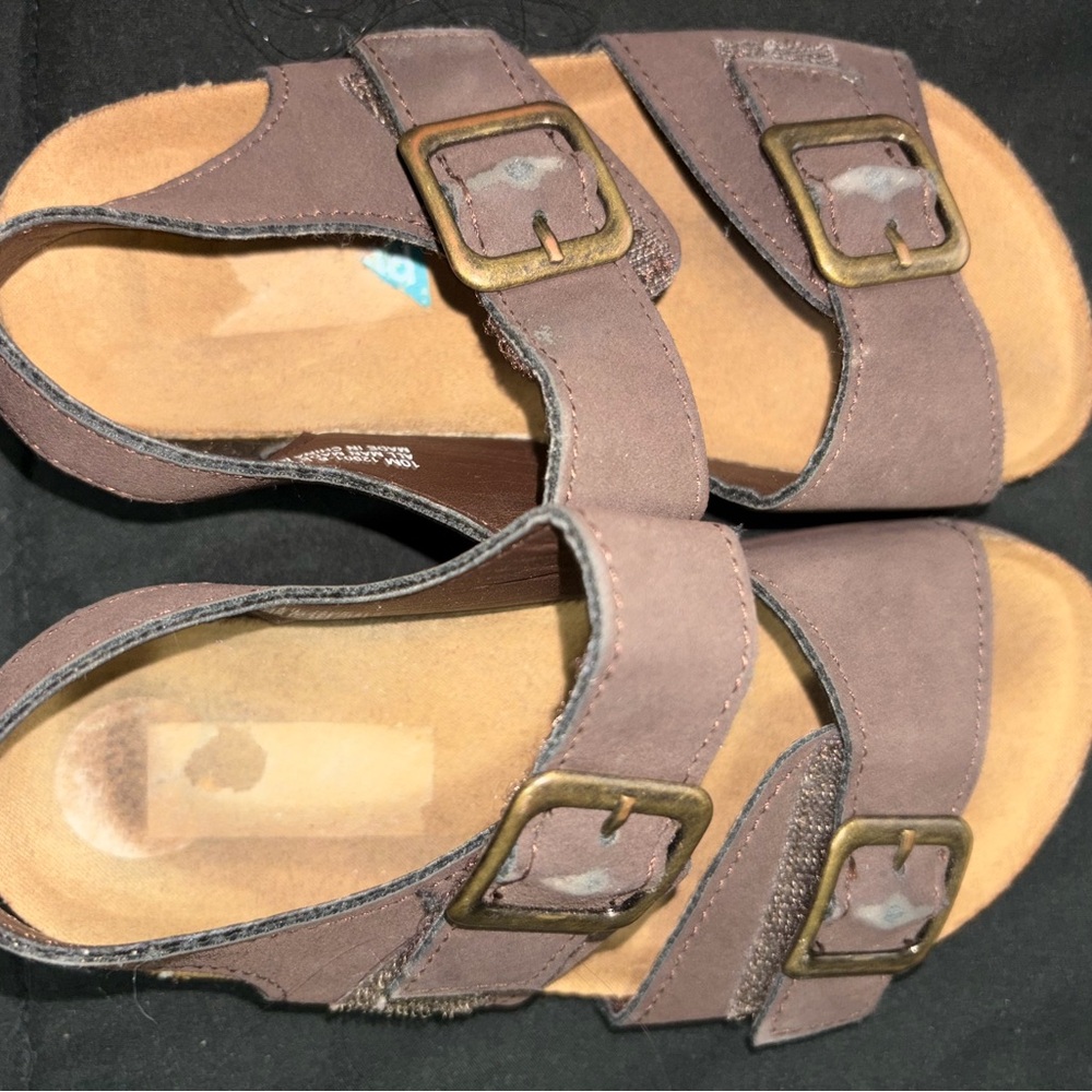 Kids sandals